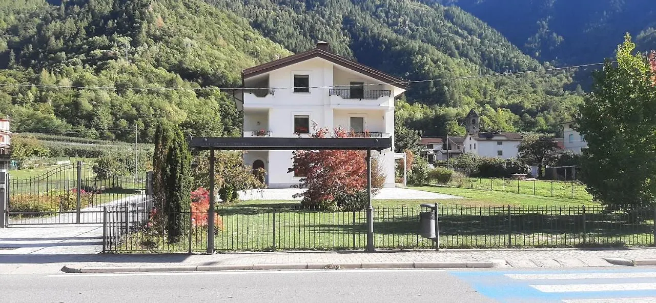 Villa Santa Maria Lovero Valtellino 0*,